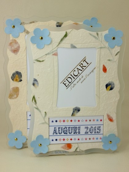 Calendario carta riso e fiori azzurro
